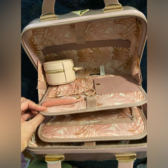 Triforce Hardside Beauty Case w/ Interior Panels Rose Gold - Picture 7 of 15